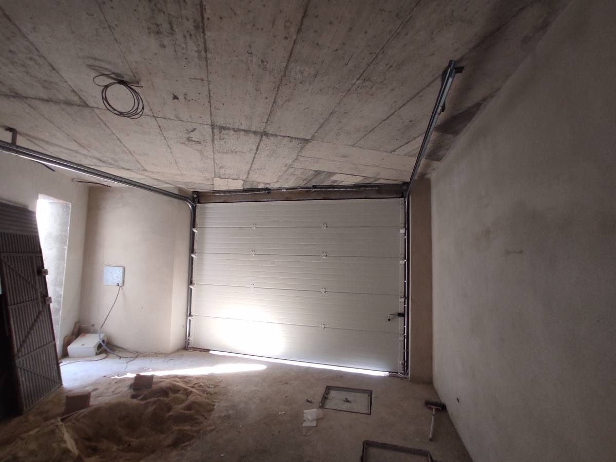 DIPI, Lda. - Amarante - Instalación o reemplazo de persianas