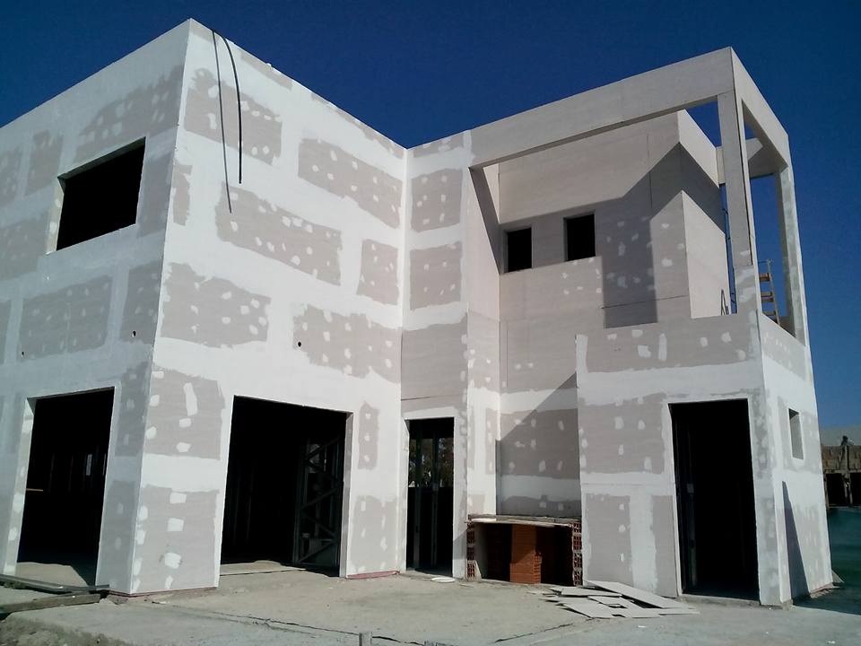 NEW YORK BUILDER PORTUGAL - Vila do Bispo - Installation ou remplacement d'une pompe à eau