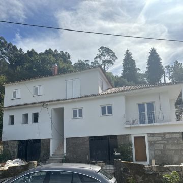 VHOUSE CONSTRUÇÃO CIVIL - São Pedro do Sul - Concrete Sawing