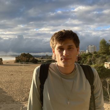 Isaac O - Lisboa - Pet Sitting and Walking
