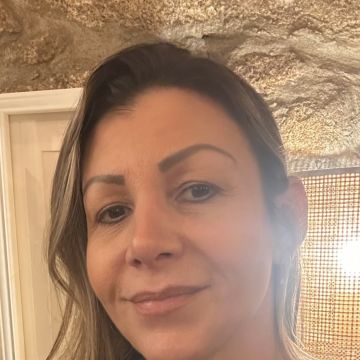 Danielle Medeiros - Braga - Babysitting