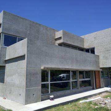 NEW YORK BUILDER PORTUGAL - Vila do Bispo - Réparation de générateur