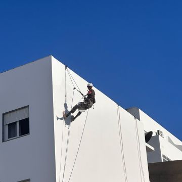 FGT PINTURA EM ALTURA - Portimão - Pintura de Casas
