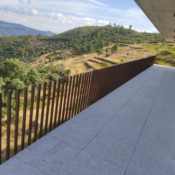DIPI, Lda. - Amarante - Instalación de cubiertas para patios