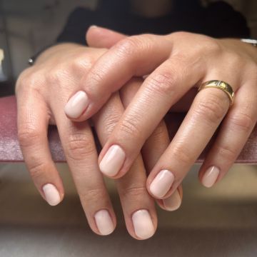 Naildesigner_RitaSilva - Leiria - Extensão de Pestanas
