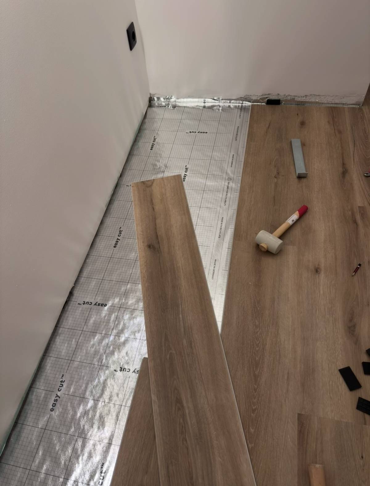 D24 Remodelações! - Vila Real de Santo António - Bricolage e Mobiliário