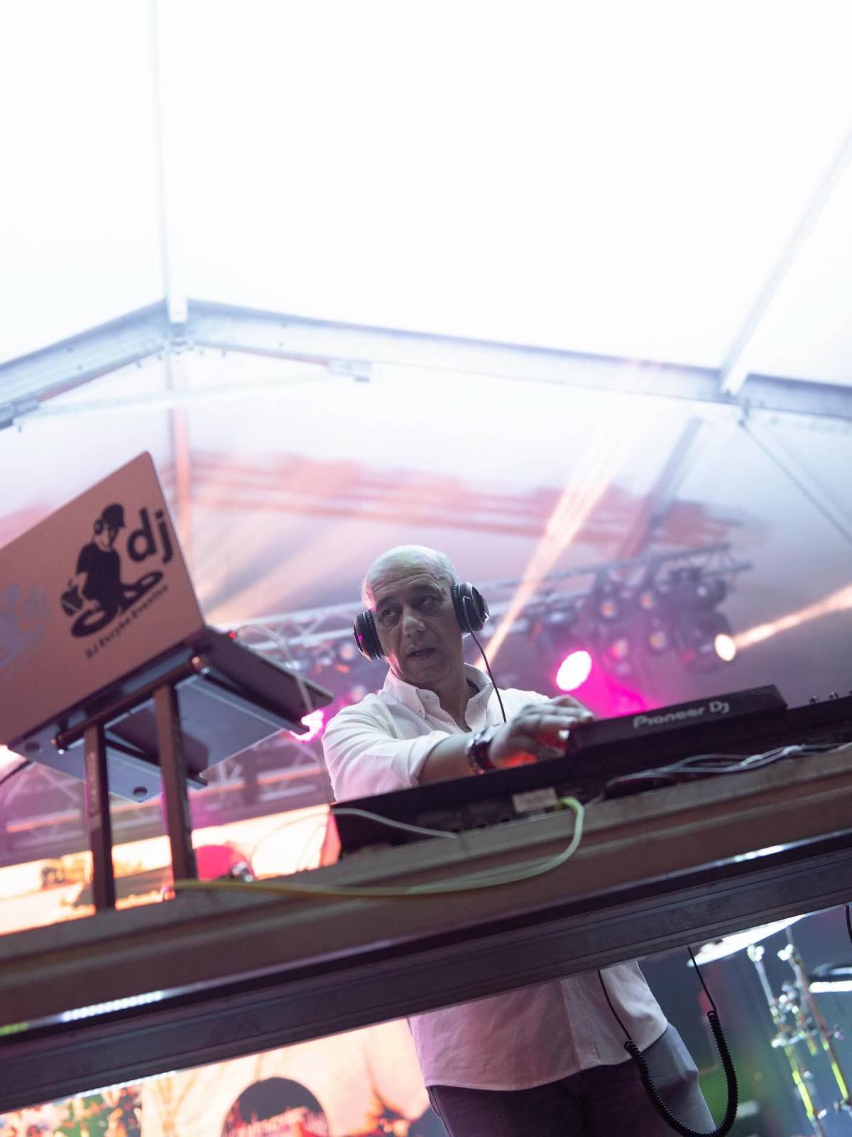 Dj Escybe Eventos - Golegã - Alquiler de equipos de iluminación para eventos
