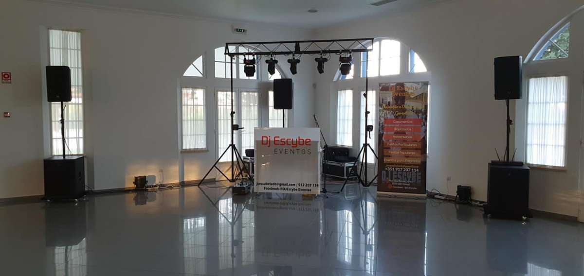 Dj Escybe Eventos - Golegã - Lighting Equipment Rental for Events