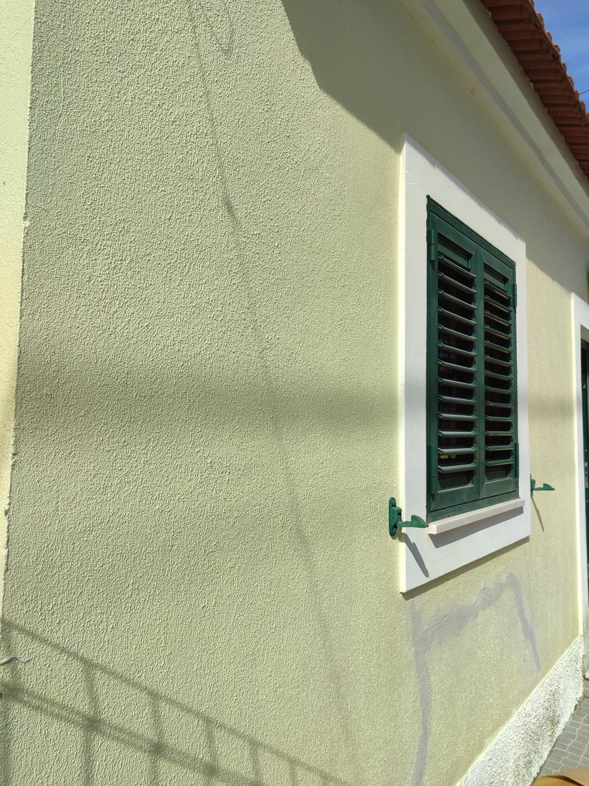 QUIMERA VENERÁVEL construções remodelações unipessoal Limitada - Seixal - Pintura Exterior