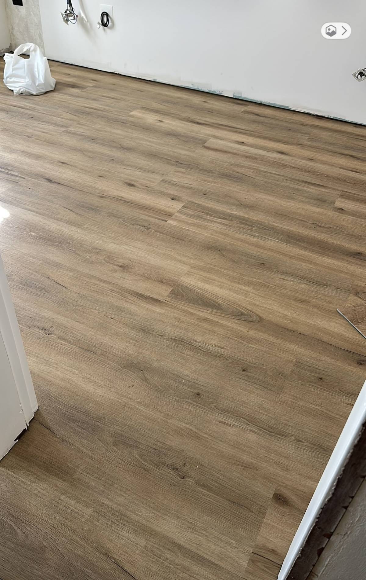 D24 Remodelações! - Vila Real de Santo António - Montagem de Mobiliário Feira dos Sofás