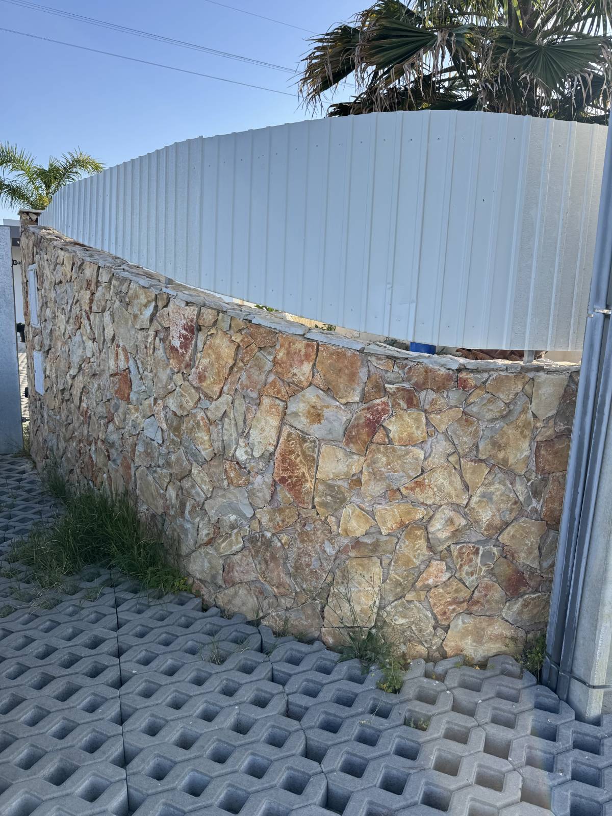 LJ Property Services - Portimão - Instalación de vinilos o linóleos