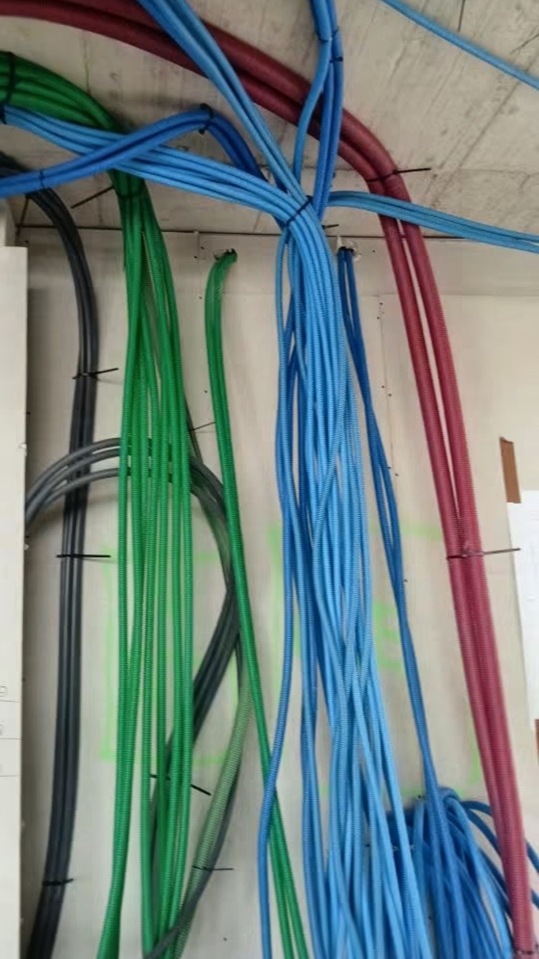 ALFA iluminaçao - Águeda - Electricista