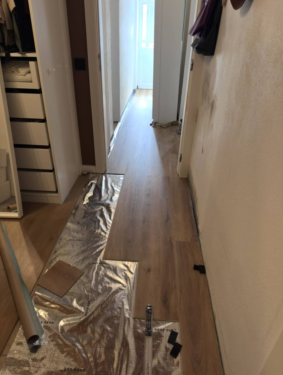 D24 Remodelações! - Vila Real de Santo António - Instalação de Pavimento Flutuante