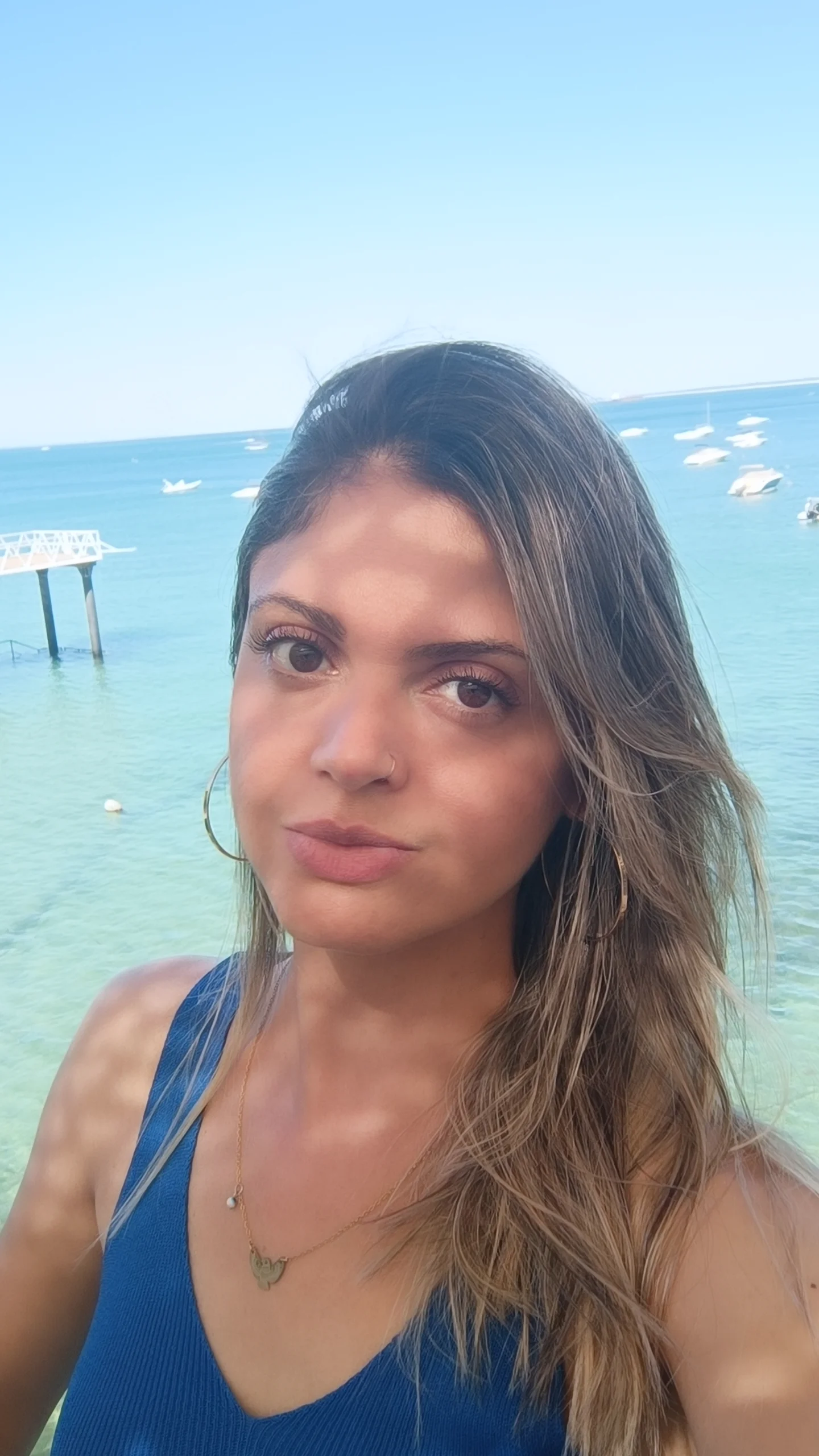 Karina Marinho - Alcochete - Limpeza de Espaço Comercial
