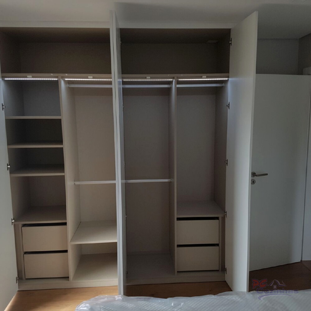 Carpintaria de Interiores - Loulé - Cabinet Repair