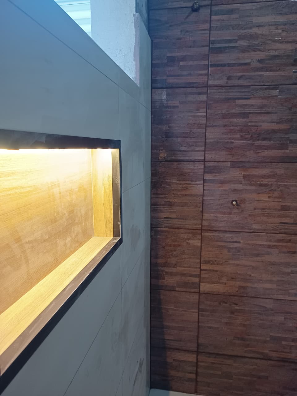 Células habilidosa construçães e serviços - Moita - Instalação de Escadas