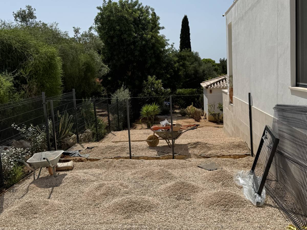 LJ Property Services - Portimão - Reparación o mantenimiento de sistemas sépticos