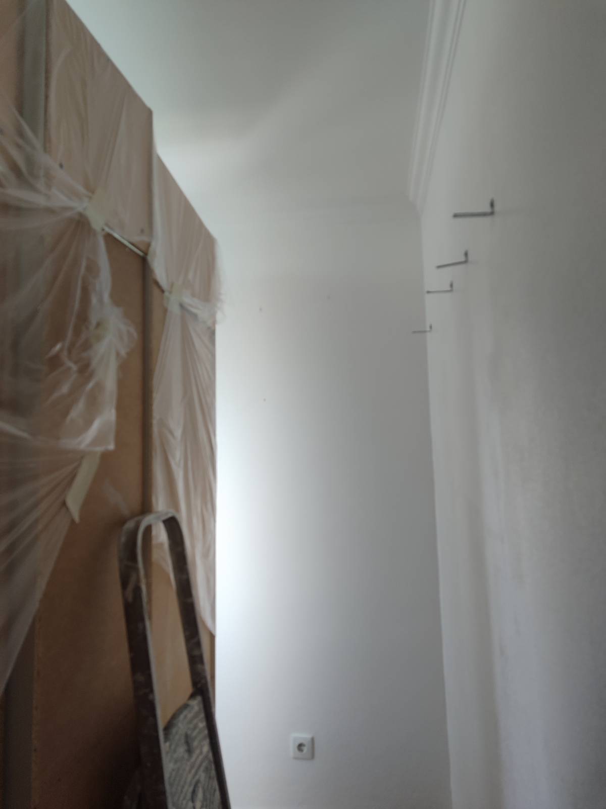 QUIMERA VENERÁVEL construções remodelações unipessoal Limitada - Seixal - Instalação, Reparação ou Remoção de Revestimento de Parede