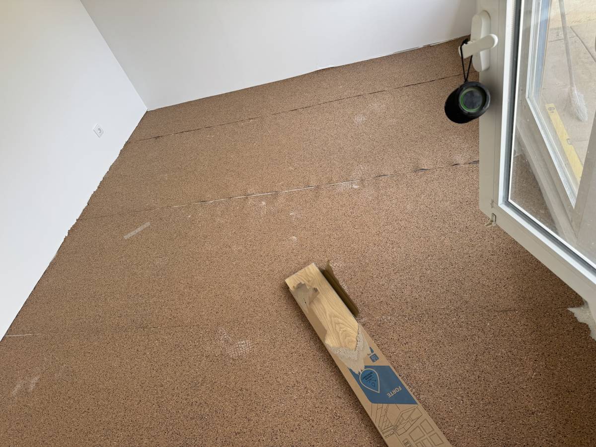 LJ Property Services - Portimão - Instalación de suelos de hormigón