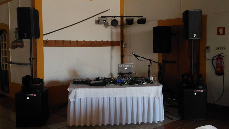 Dj Escybe Eventos - Golegã - Party Equipment Rentals