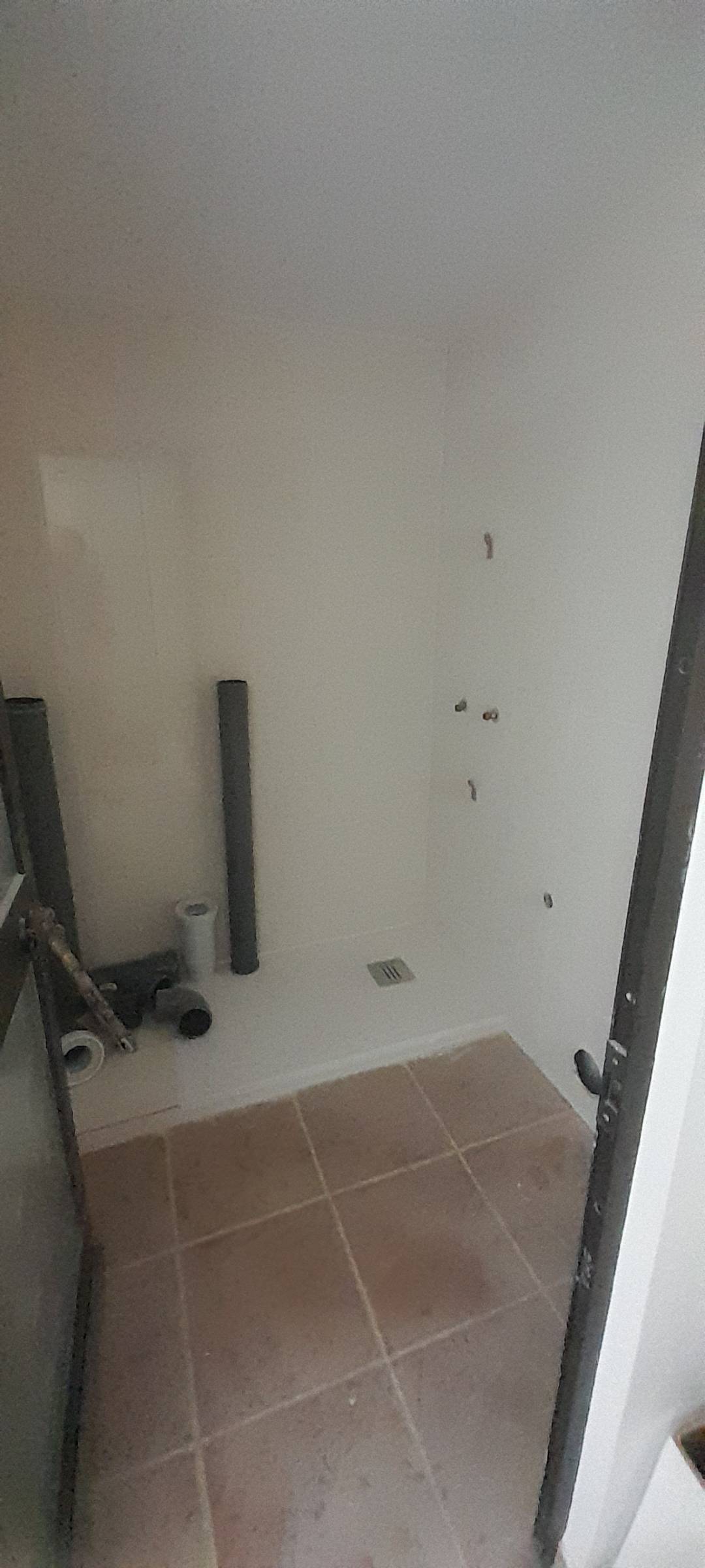 Daniel Goga Construção e Remodelação - Torres Vedras - Stone or Tile Flooring Installation