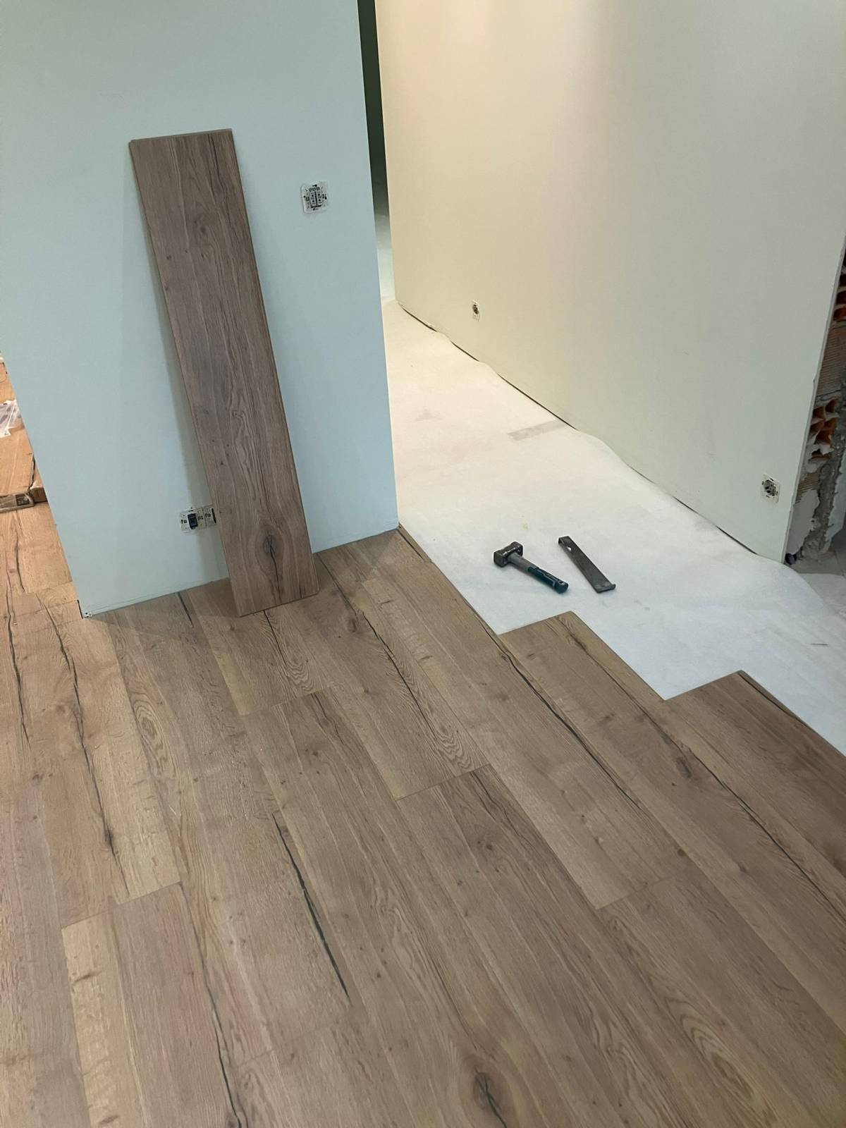 Votd - Covilhã - Adición de pared interior
