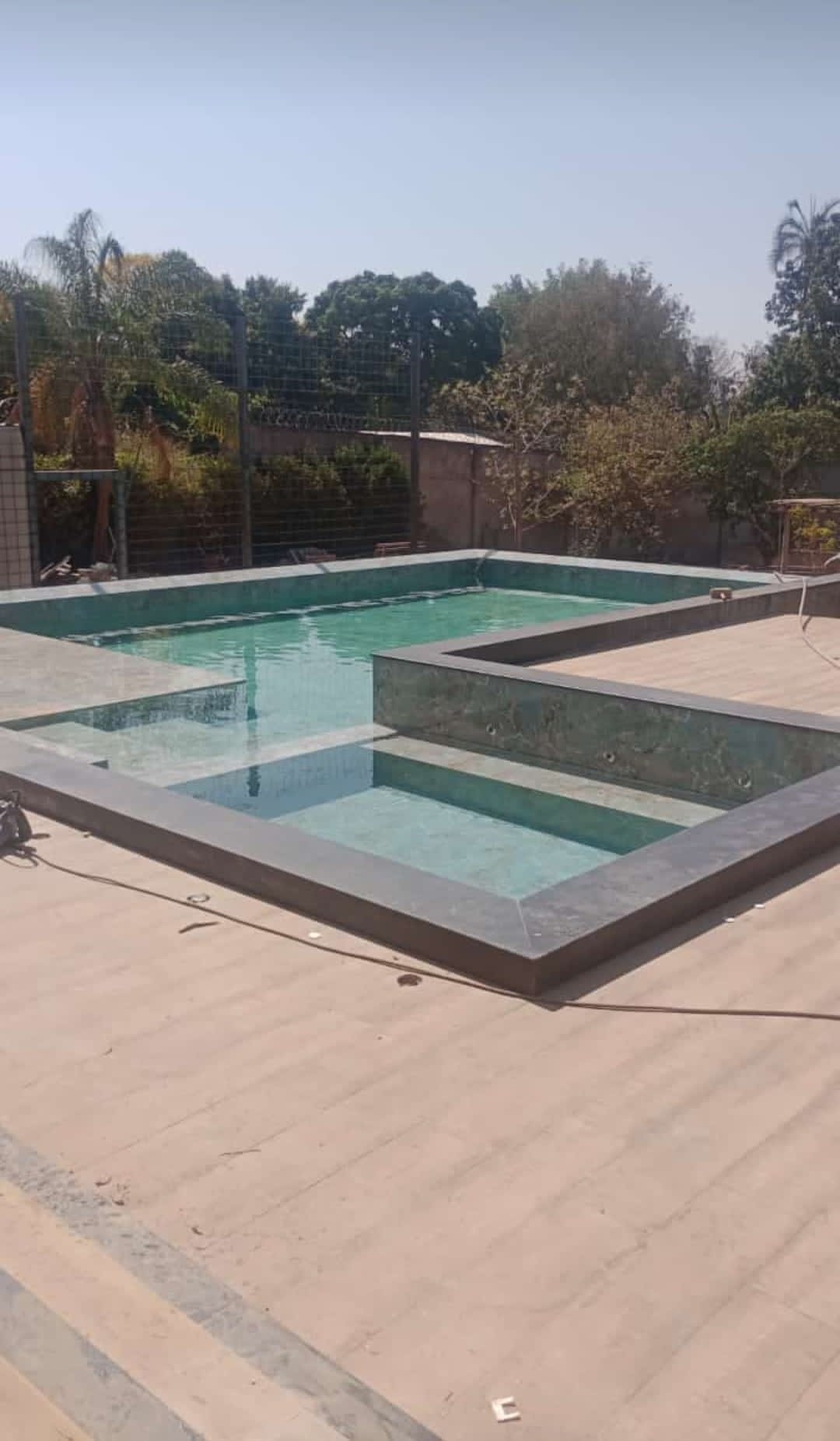 Piscina Algarve Pool - Loulé - Instalação de Jacuzzi e Spa