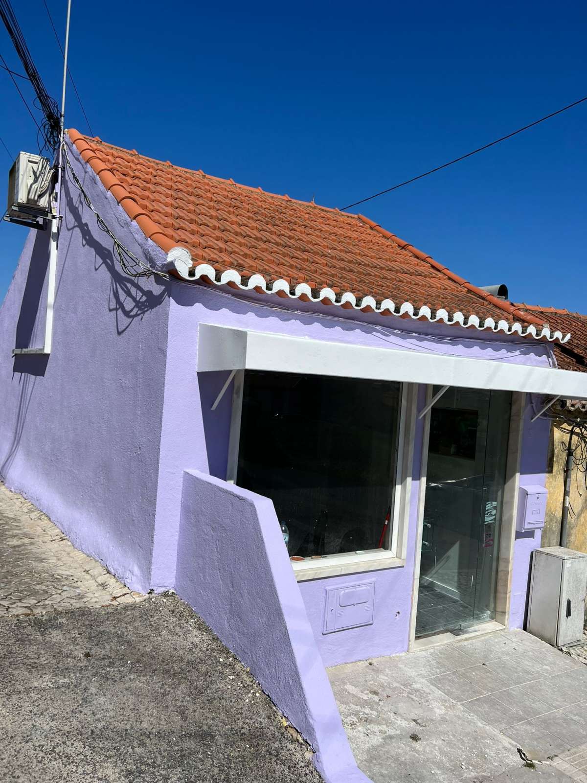 Alexandre Pinturas - Amadora - Cabinet Painting