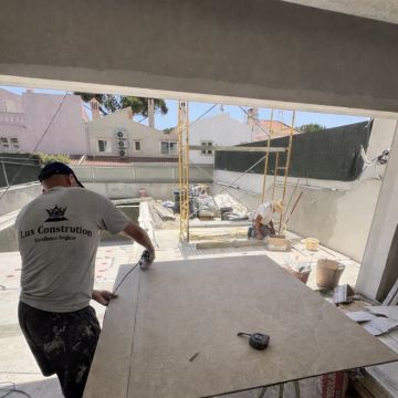 Lux Construction PT - Loulé - Marcos de carpintería