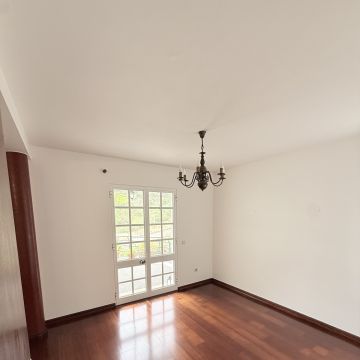 VN Construart - Setúbal - Dachrinnen reinigen und warten