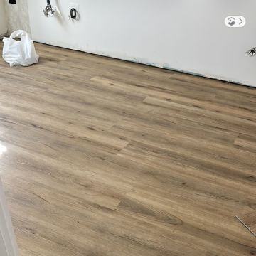 D24 Remodelações! - Vila Real de Santo António - Montagem de Mobiliário Feira dos Sofás