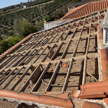 LJ Property Services - Portimão - Aislamientos