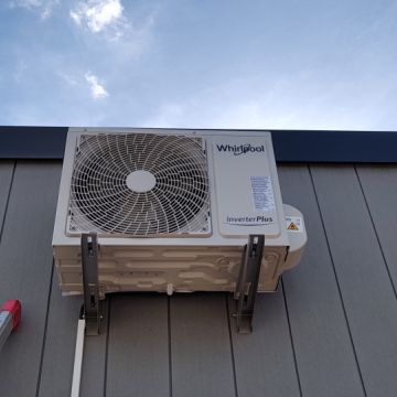 WL Solutions - São Pedro do Sul - Lamp Installation