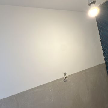 Muneeb - Sintra - Instalação de Pavimento em Betão