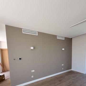 D24 Remodelações! - Vila Real de Santo António - Reparação de Papel de Parede