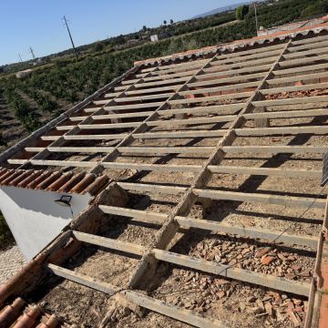 LJ Property Services - Portimão - Mantenimiento del sistema de riego por goteo