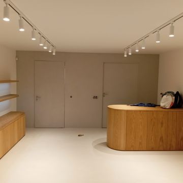 Constri-Remodel - Amadora - Stone or Tile Flooring Installation