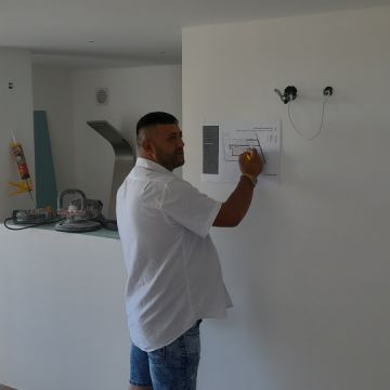 Daniel Goga Construção e Remodelação - Torres Vedras - Floor Tiling