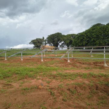 Soluciona elétrica - Torres Vedras - Nettoyage ou inspection de panneaux solaires