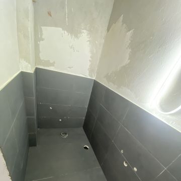 Kleber Souza - Sintra - Stone or Tile Flooring Installation
