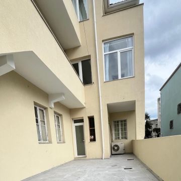 LJ Property Services - Portimão - Pintar armarios