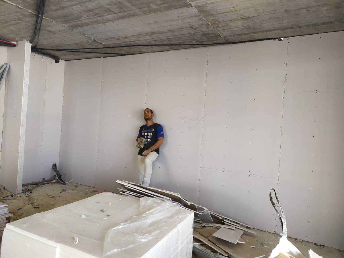 Lucas Valadares - Vila Franca de Xira - Balcony Remodel