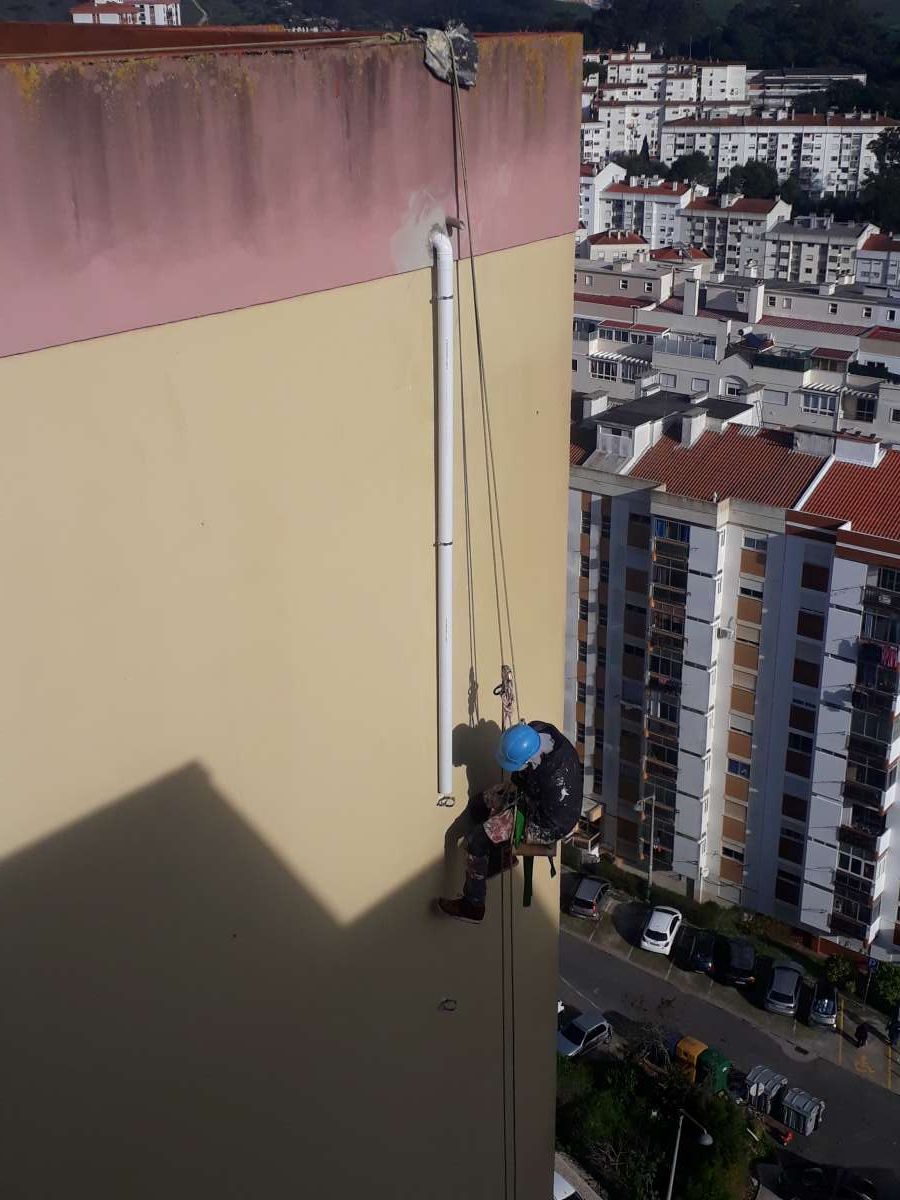 soufiane - Almada - Revestimento de Pavimento
