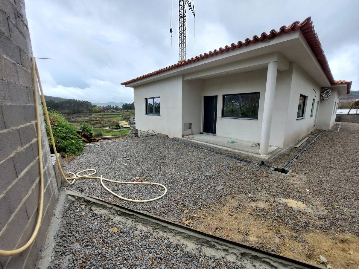 José Martins - Estarreja - Roof Cleaning