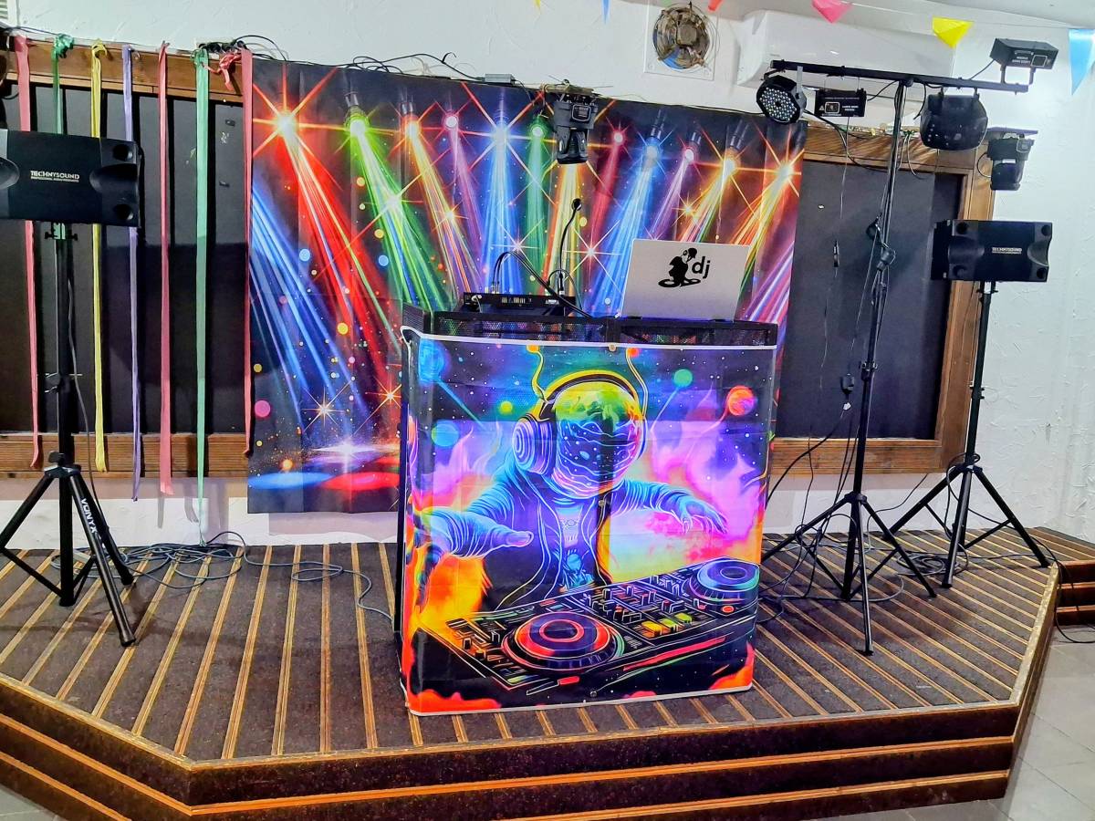 Dj  Eric - Albufeira - DJ para fiesta Quinceañera