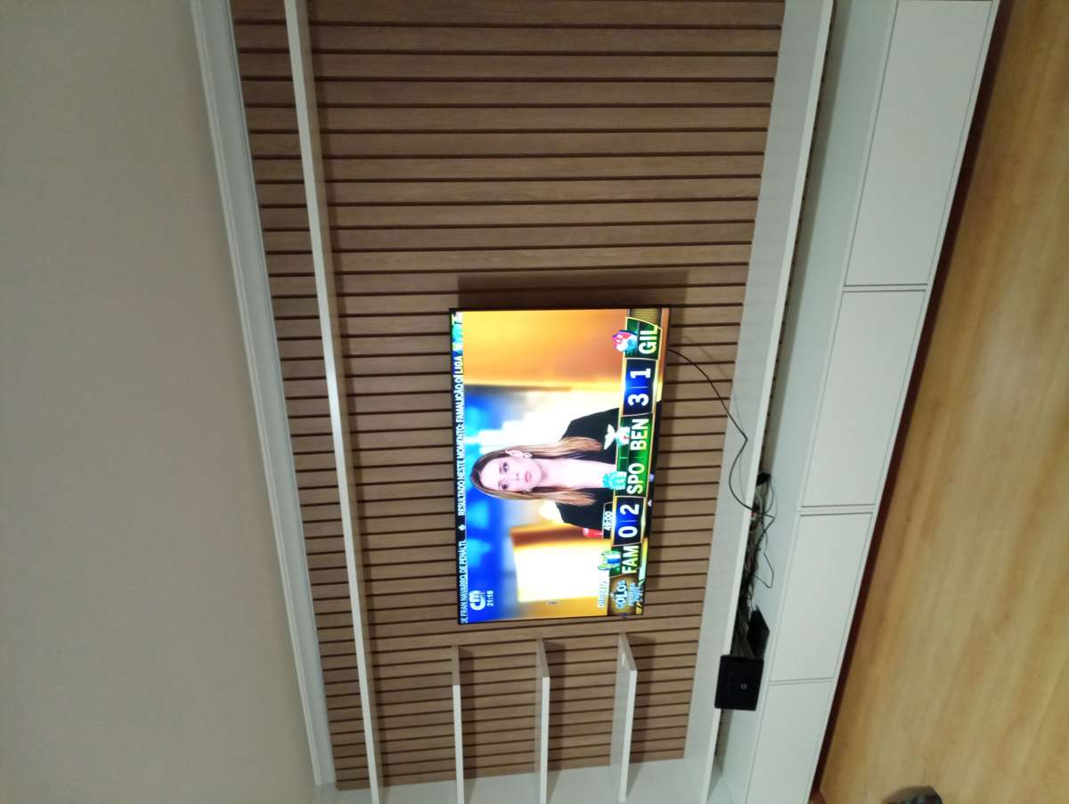 Ramon silva - Benavente - Entertainment Center or TV Stand Assembly