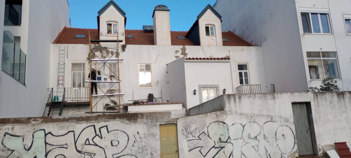 Guilhermo Gómez Arango - Lisboa - Teppich verlegen