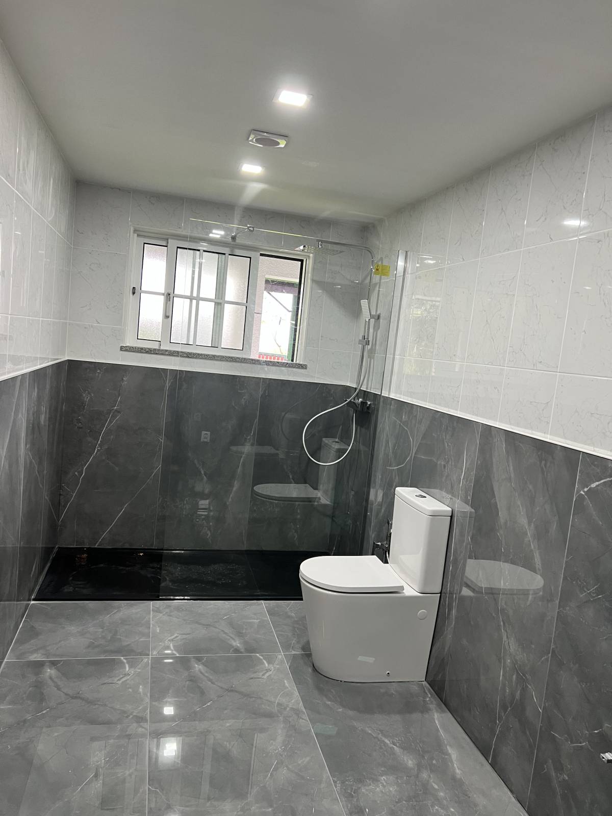 David Matos - Sever do Vouga - Roofing