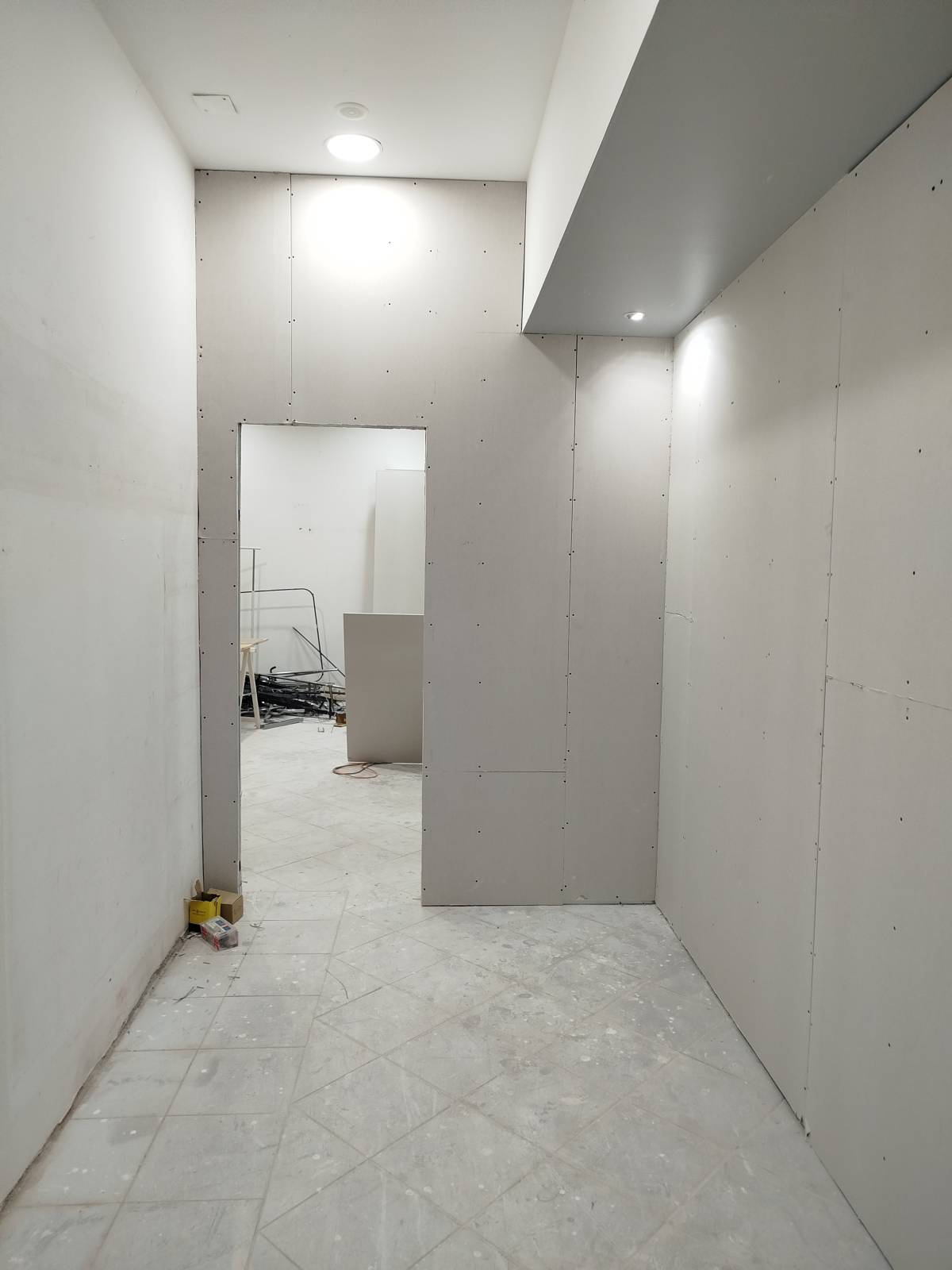 Lucas Valadares - Vila Franca de Xira - Asbestos Removal
