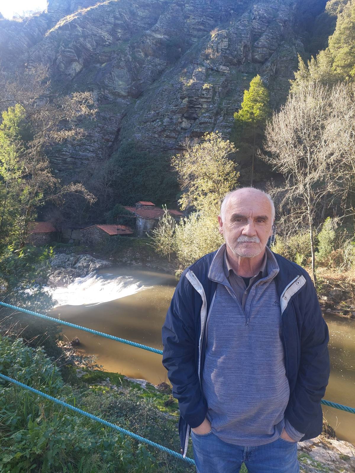 Jaime - Porto - Fan Installation